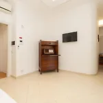 Casa Torre Di Specchio Con Piscina Bari