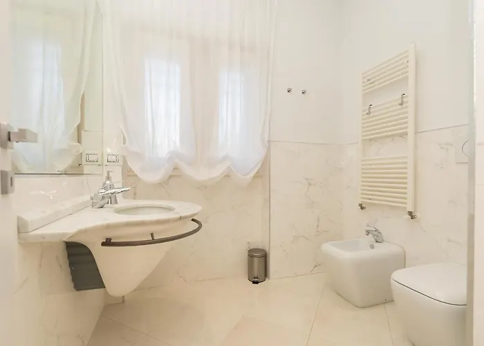 Casa Torre Di Specchio Con Piscina Apartamento Bari