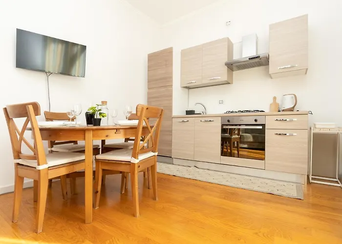 Casa Torre Di Specchio Con Piscina Apartamento