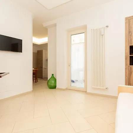 Lejlighed Casa Torre Di Specchio Con Piscina *