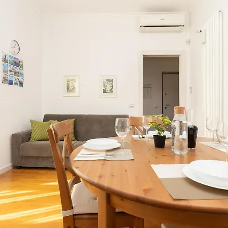Apartman Casa Torre Di Specchio Con Piscina
