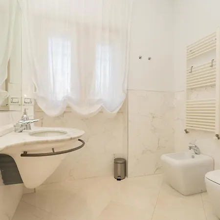 Casa Torre Di Specchio Con Piscina דירה בארי