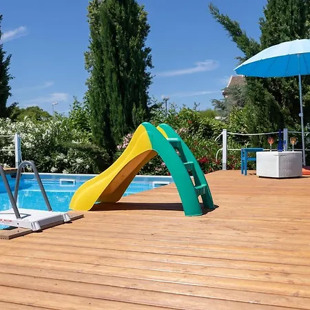 Casa Torre Di Specchio Con Piscina דירה בארי